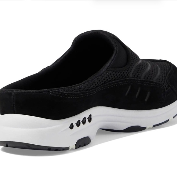 Easy Spirit TravelTime Women’s Slip-On Clog, Arch Support Comfort Walking Shoe - Picture 2 of 6